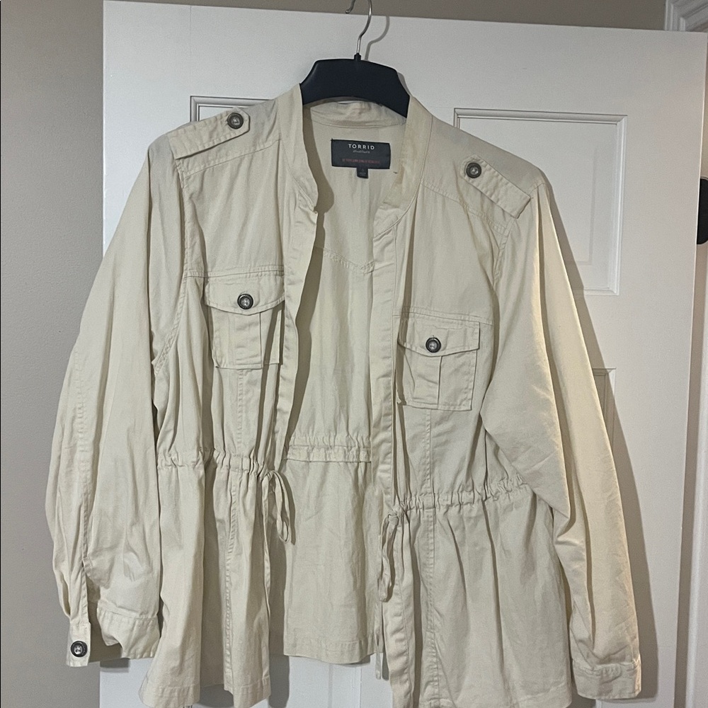 Torrid Cream Peplum Anorak Pockets Tie Waist Jacket Plus Size: 3 (22/24)